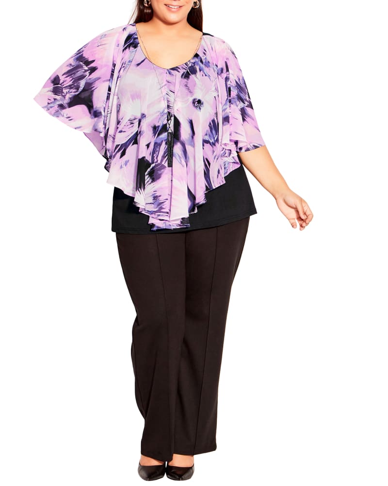 Plus size model wearing  by Ave Studio | Dia&Co | dia_product_style_image_id:200240